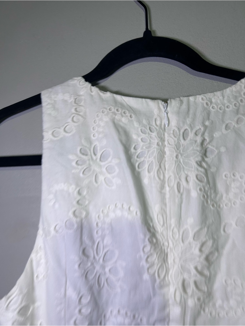 SABO Marielotte White Eyelet Cutout Mini Dress Size L NWT - Picture 4 of 7